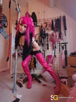 Bisexual Escort Kali 28yr - role