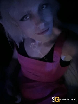 Bisexual Escort Kali 28yr - trio m/f