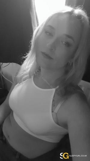 Bisexual Escort Sara 30yr - always safe sex