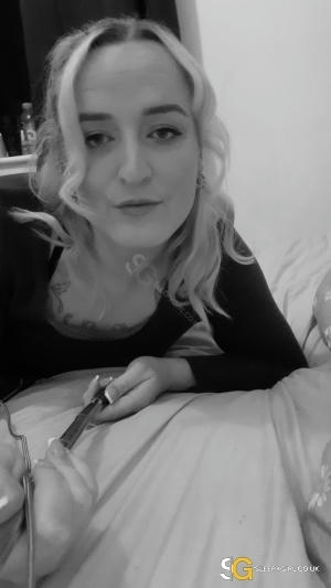 Bisexual Escort Sara 30yr - rimming
