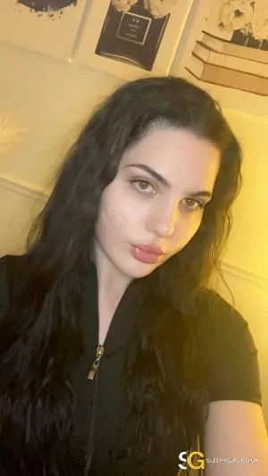 Bisexual Escort Lucia 23yr - gangbang