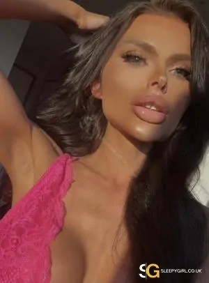Bisexual Escort Olivia 23yr - licking