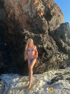 Bisexual Escort Suzie Xxl 22yr - masseur