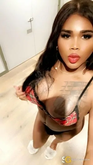 Bisexual Escort Kim 22yr - role