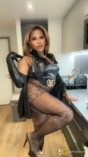 Bisexual Escort Kim 22yr - role