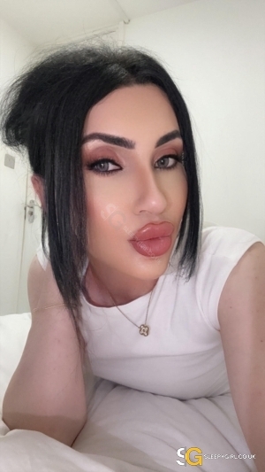 Bisexual Escort Vanesso 24yr - blowjob